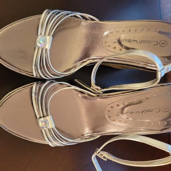 CARRINI WOMEN"S WEDGE STYLE  OPEN TOE  ANKLE STRAP SANDAL - Picture 5 of 16